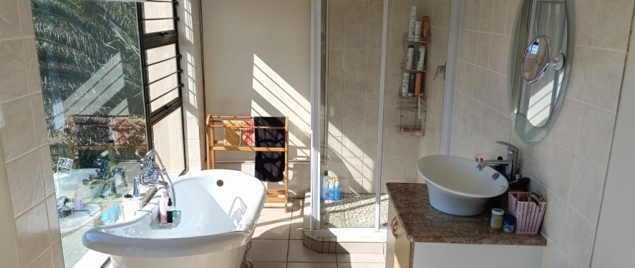 4 Bedroom Property for Sale in Aalwyndal Western Cape